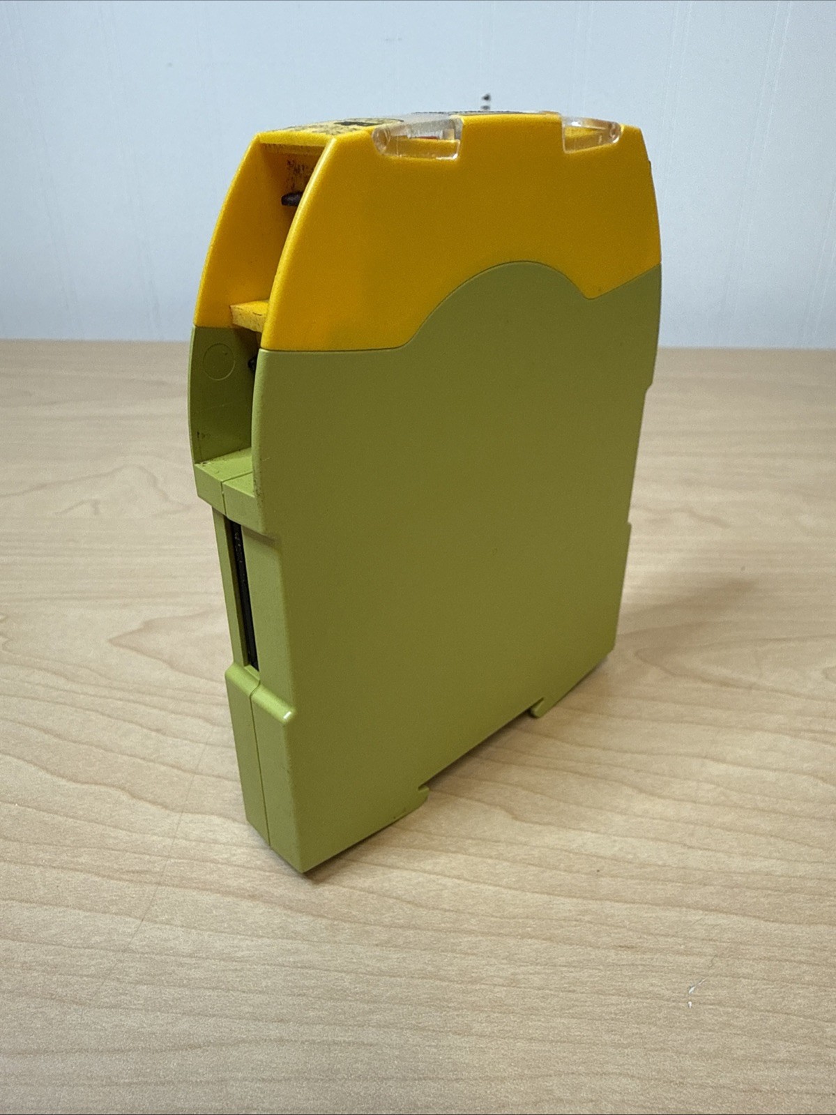 PILZ 750103 PNOZ s3 24VDC Safety Relay – Missing Port(s)