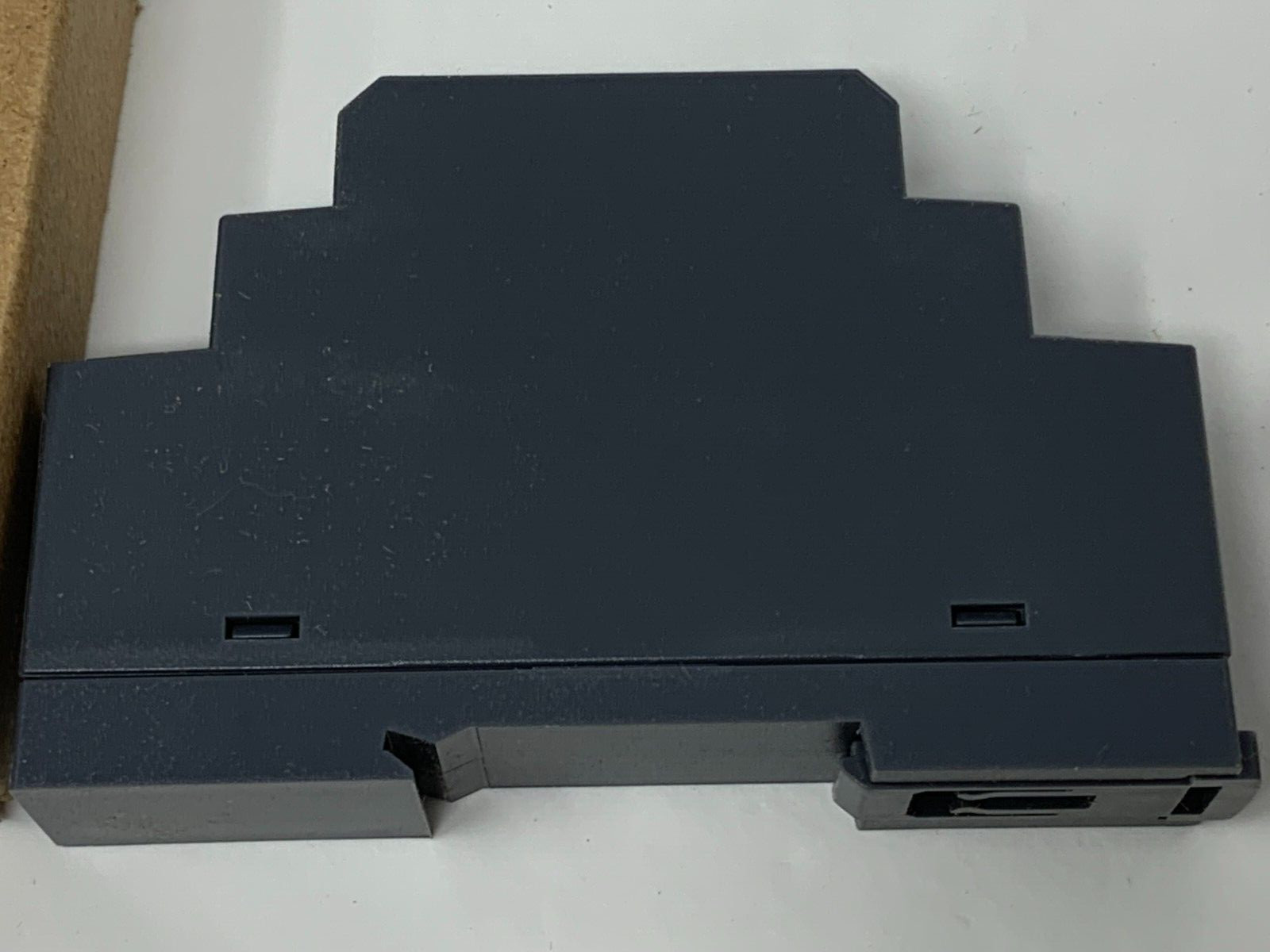 Mean Well DDR-15G-12 Isolated DC/DC Converter DIN Rail 9-36VDC 2.2A Output 12V