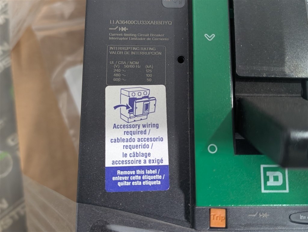 400A Square D LL 400 PowerPacT I-Line Breaker 600V 3-3S LSI LLA36400CU33XABBDYQ