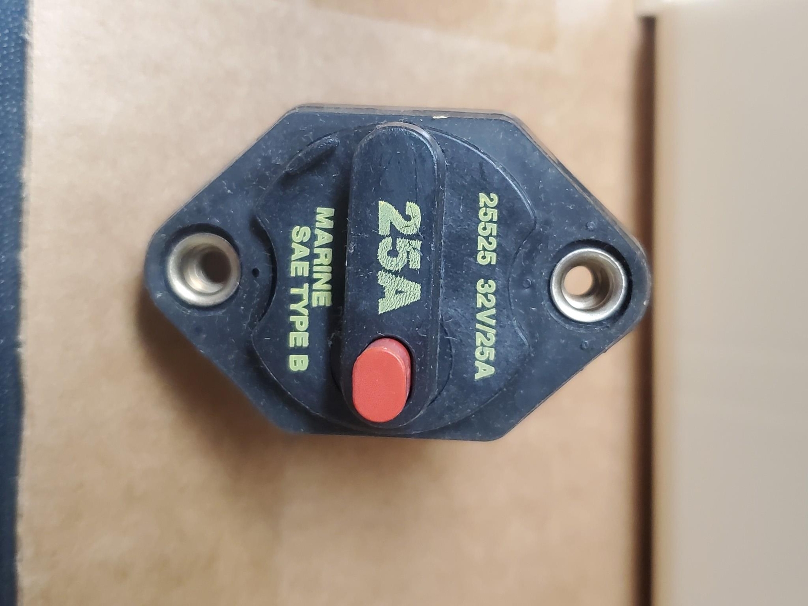 Witonics Marine/Automotive 20A Panel Mount CB 57 Series Circuit Breaker 32 VDC,