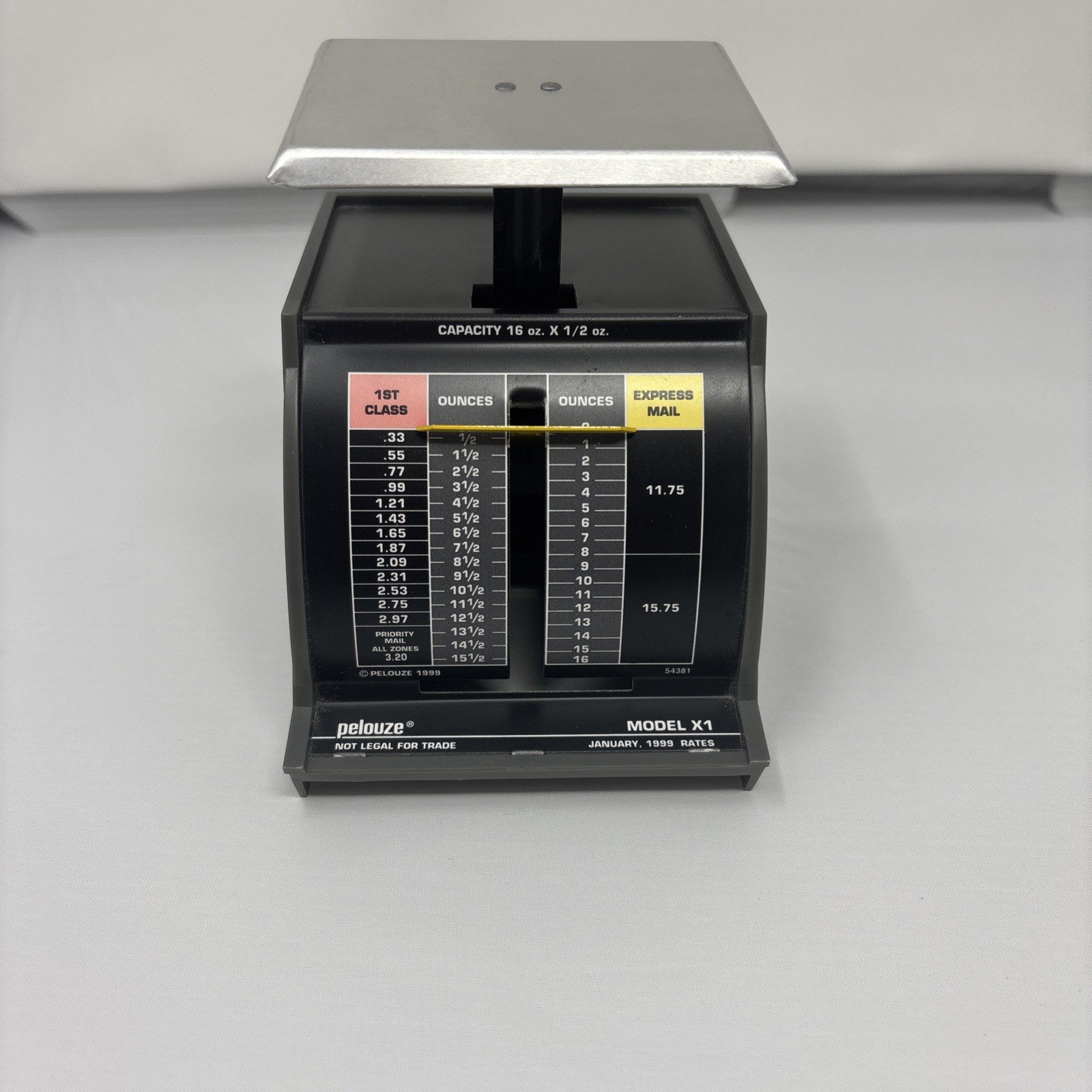Pelouze Model X1 Postal Scale 16oz Capacity Gray Analog Mechanical Vintage