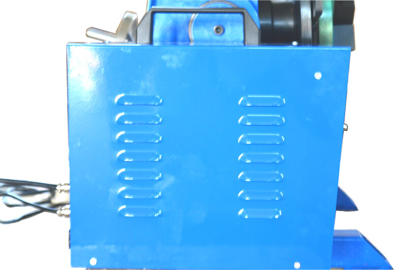 110V Welding Positioner Turntable 50KG with 200mm Chuck Manually Flip BW-50