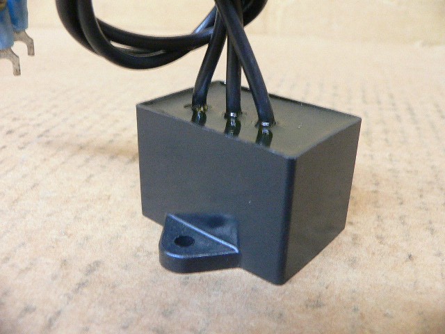 Okaya Electric Rav-152Byz-2A Surge Protector