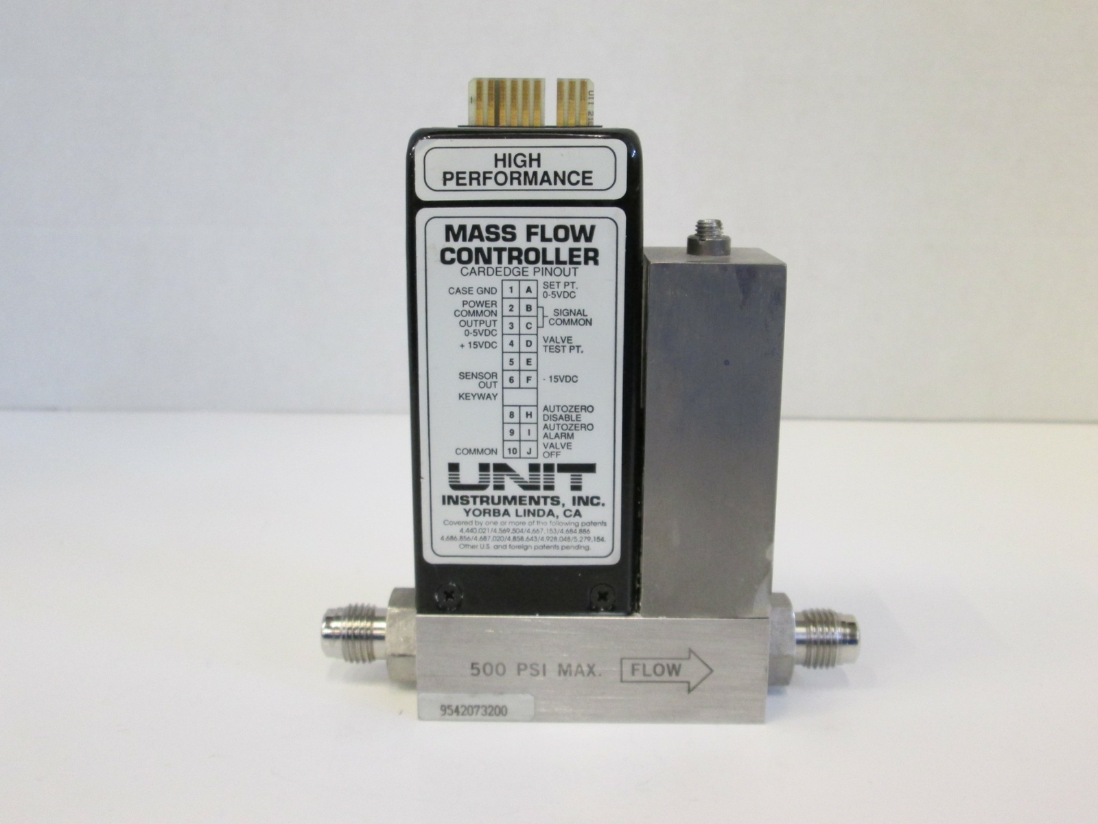 Unit UFC-1110A Mass Flow Controller MFC, O2, 20 SLPM, 1/4″ Male