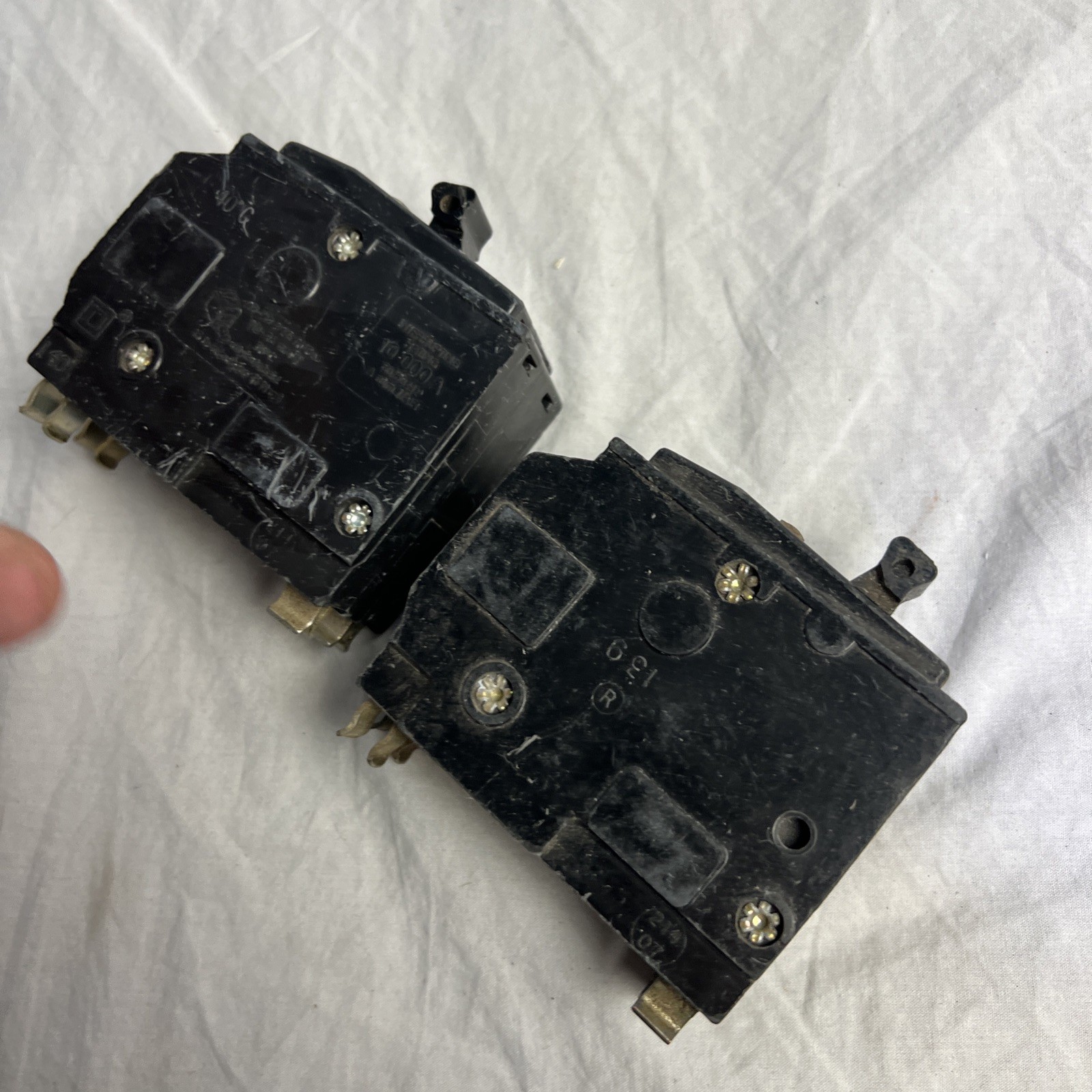 Lot Of 2 SQUARE D Plug-on Circuit Breaker 60A-120/240V QO260 *Read*