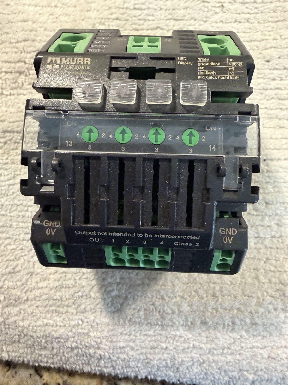 Murr Elektronik D-71570 Oppenweiler Circuit Breaker-4 Amp-24Vdc-8 Channel