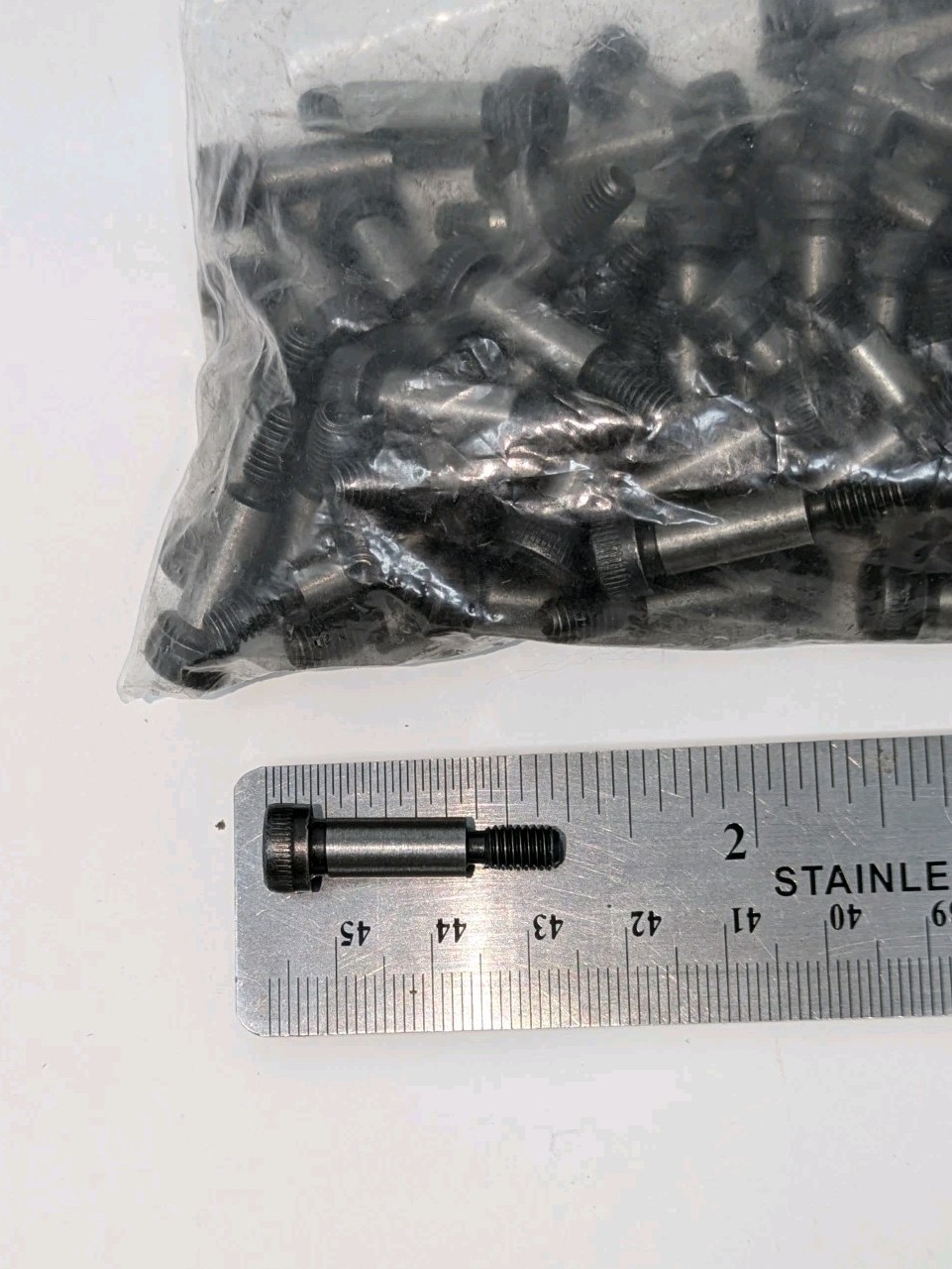 28lb Lot Assorted Machine Screws Industrial – Sizes / Weights as shown