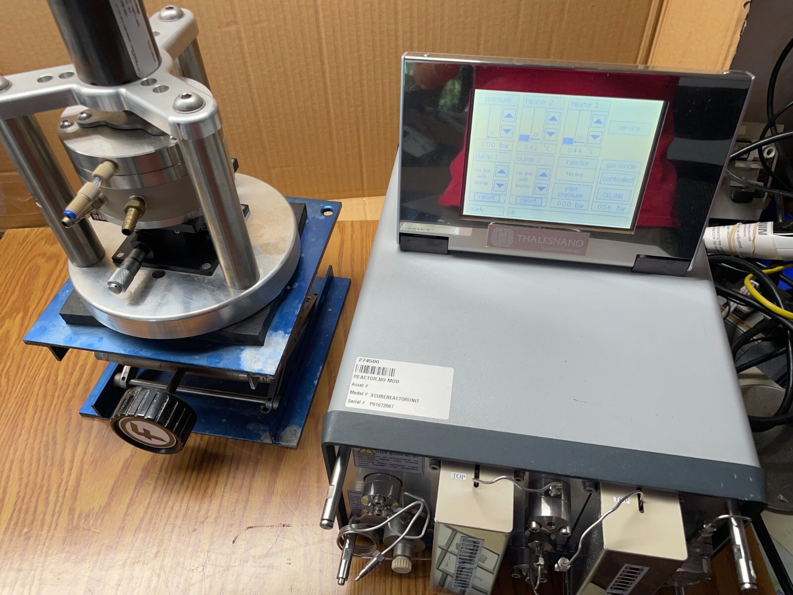 Thales Nano X-Cube REACTOR UNIT Xcube stand Edmund Industrial optics