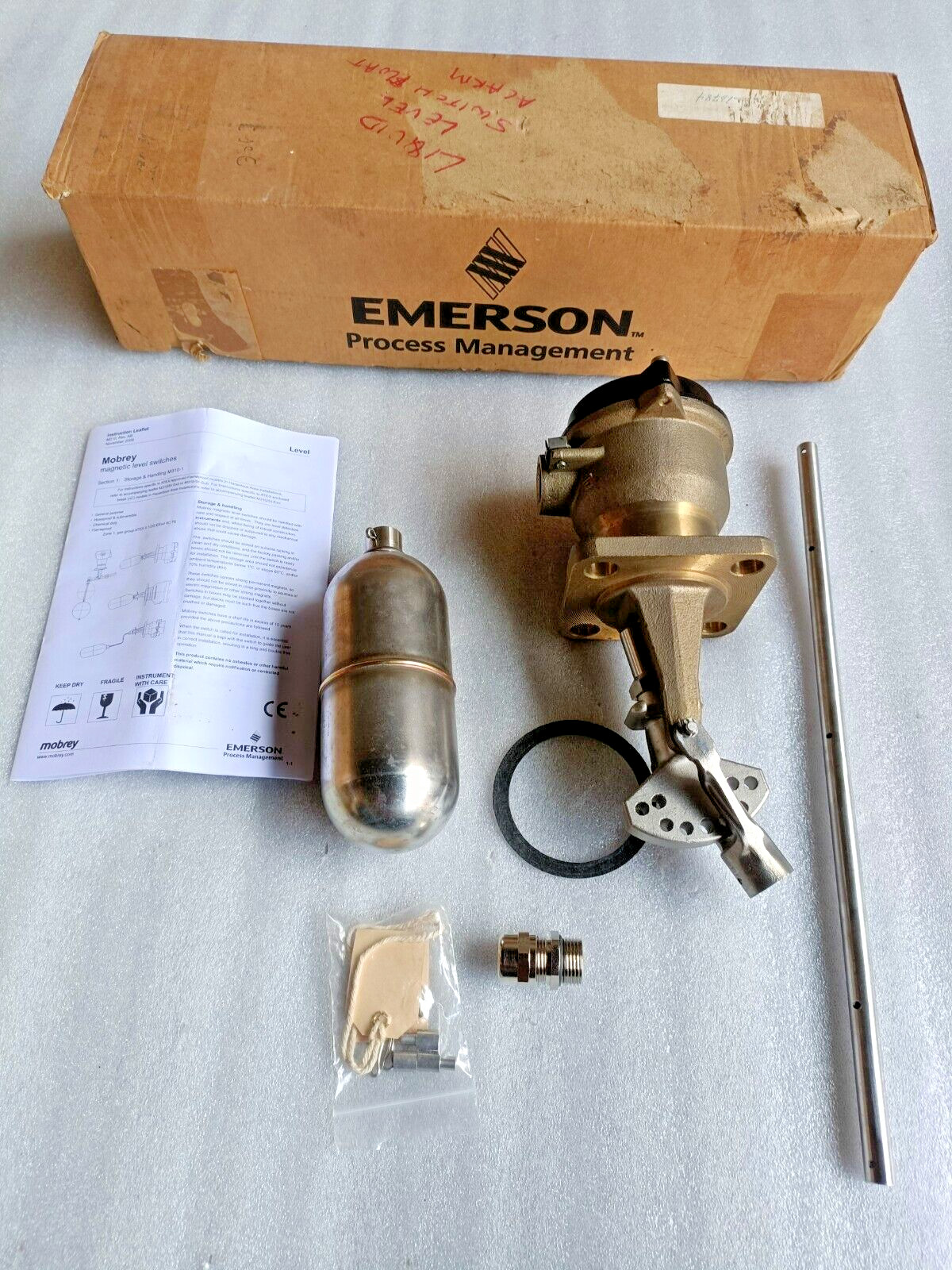 MOBREY S01DB/F68/4/RS LEVEL SWITCH New Free Fast Shipping