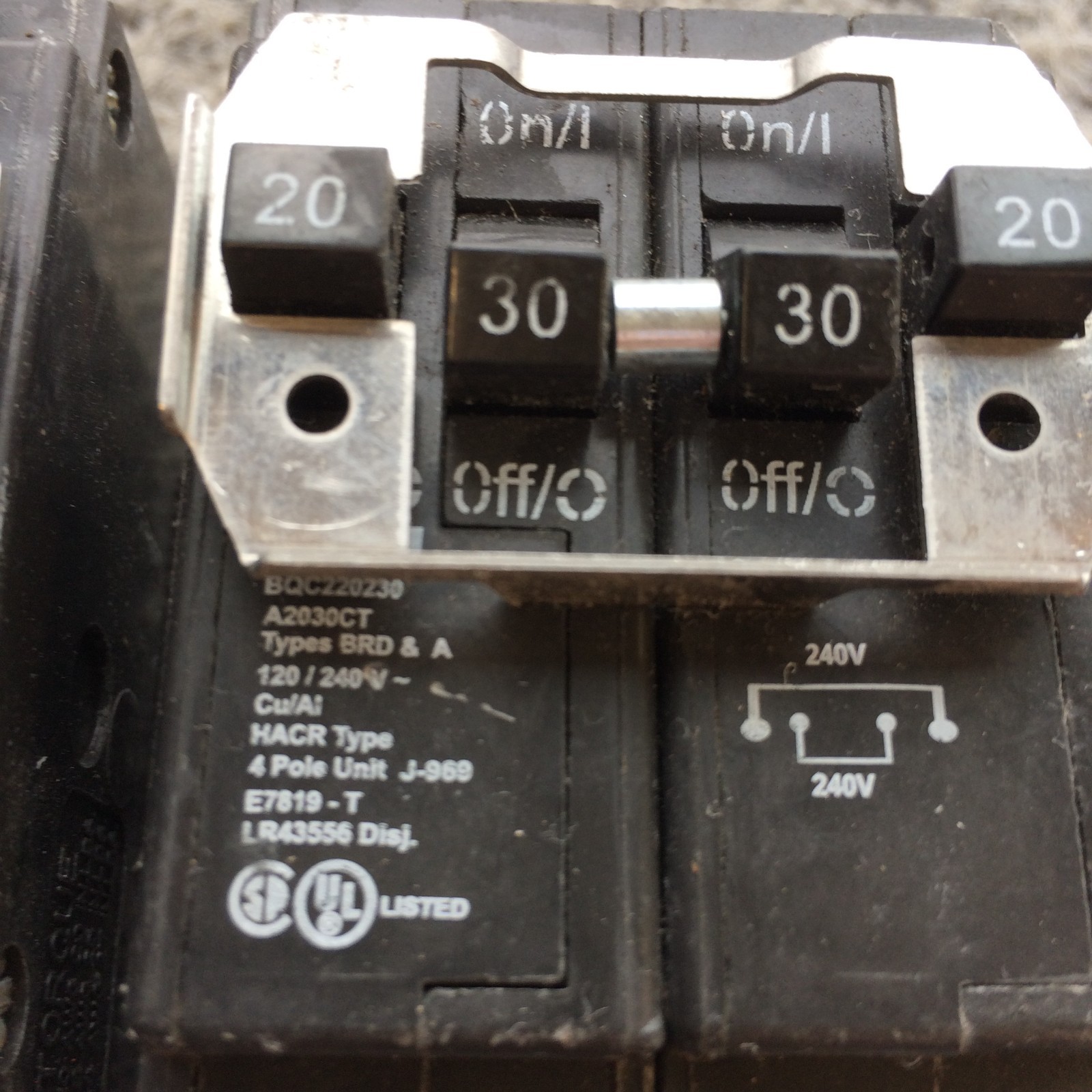 Lot of 2 Eaton Quad 2 Pole 20A BQ220230 & BQC22030 Common & Non Common Trip NOS