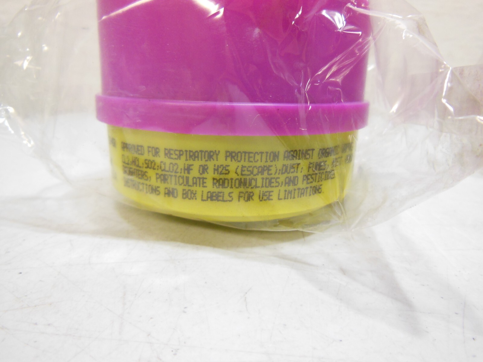 Lot of 2 Survivair 1093-00 Organic Vapor/Acid Filter Cartridges for Series 2000