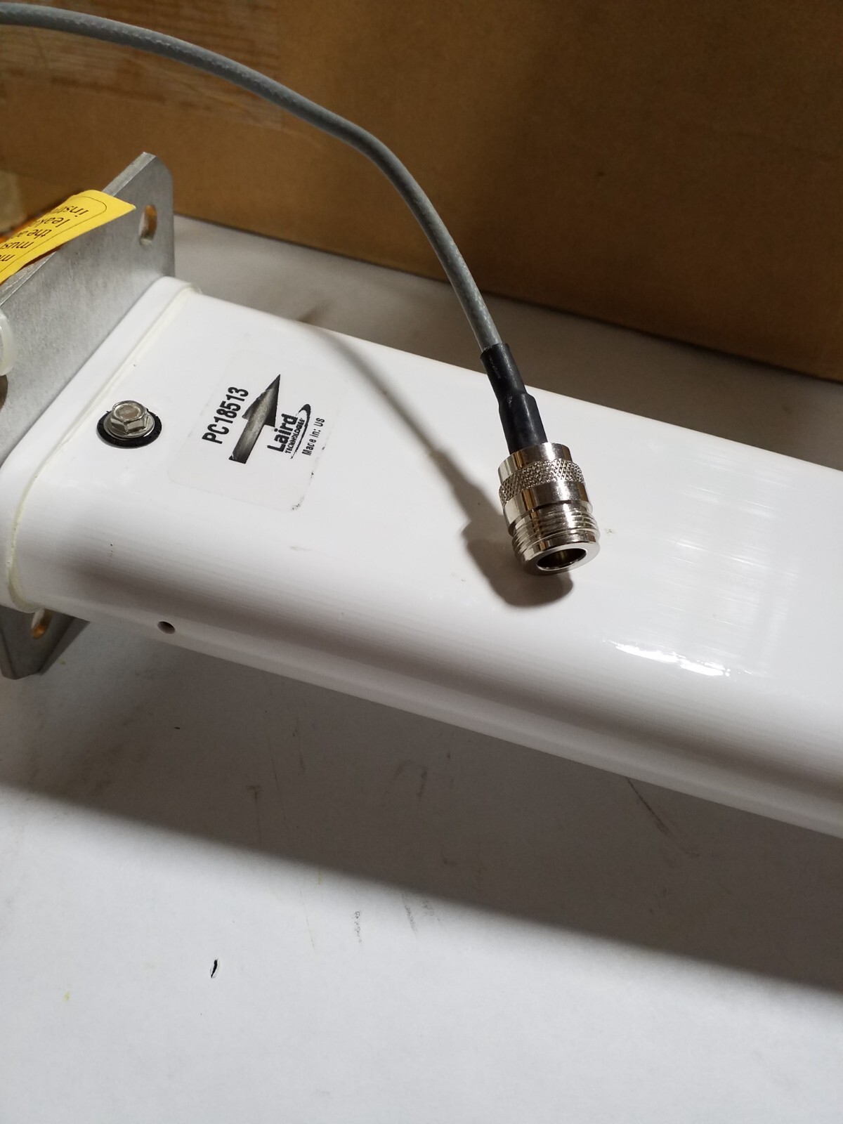 PC18513N Yagi; 13dBi; 32* HPBW; 1.85-1.99GHz/2.4GHz; N-F ANTENNA