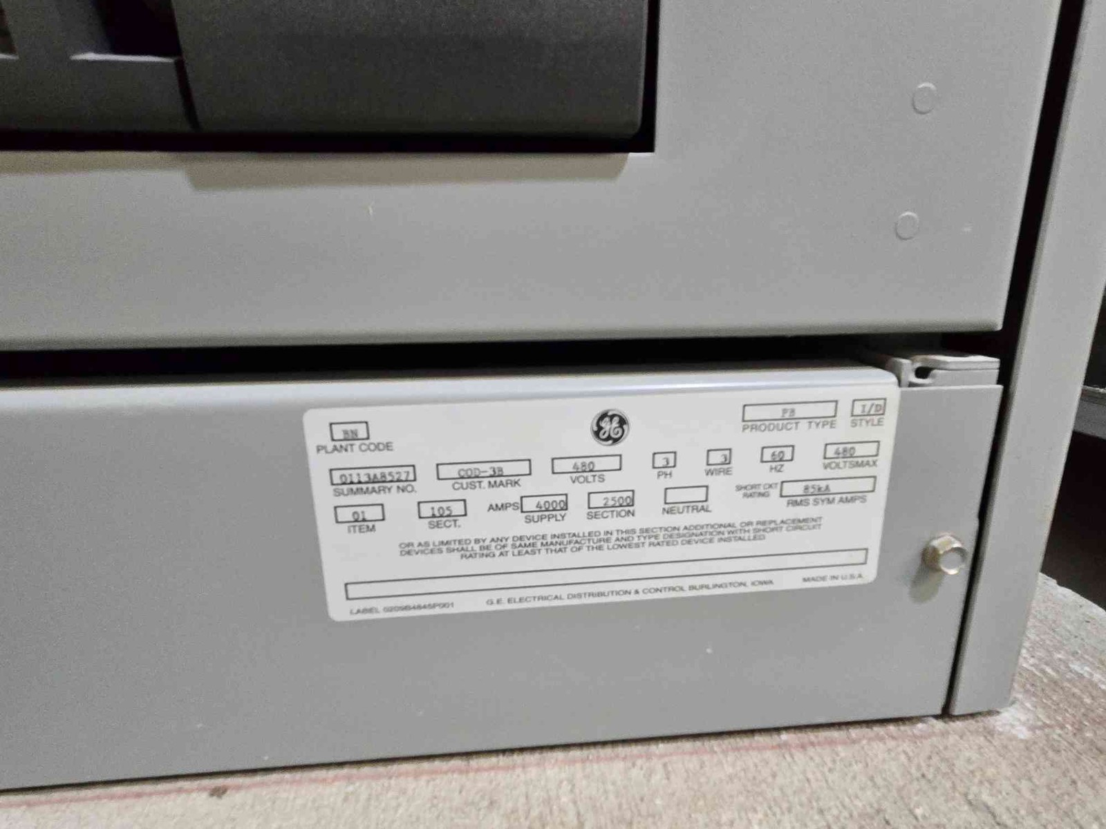 4000A GE Power Break II Switchgear Dual SSD 4000A Main & 14 SHF 800A Sub Feeds