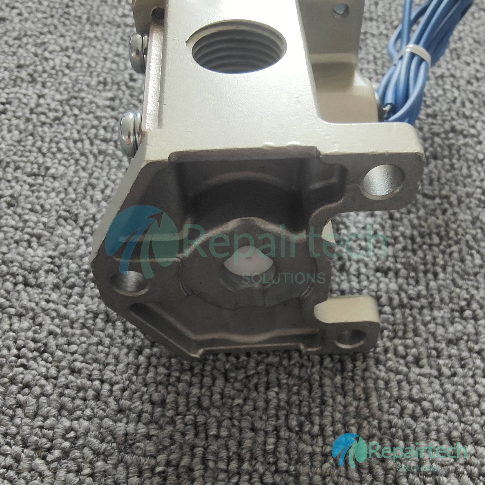 Brand 1Pcs VS3135-043 Fit SMC solenoid valve AC110V 50/60Hz,AC100-110V 50Hz