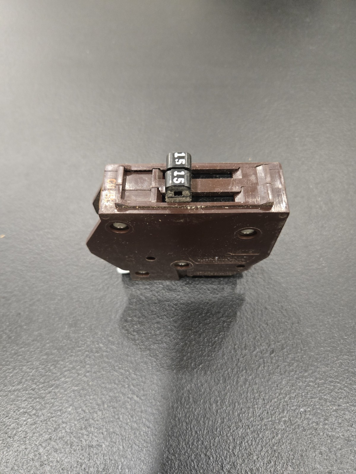 Wadsworth 15 Amp Tandem Duplex Circuit Breaker 15A Twin B1515 Metal Foot – ECS