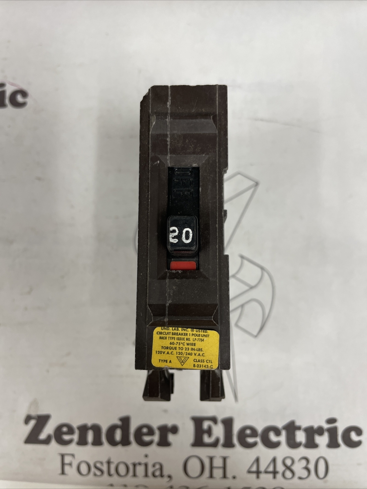 Wadsworth A120 – 20 Amp 1 Pole 240V Type A (Plastic Foot) Circuit Breaker