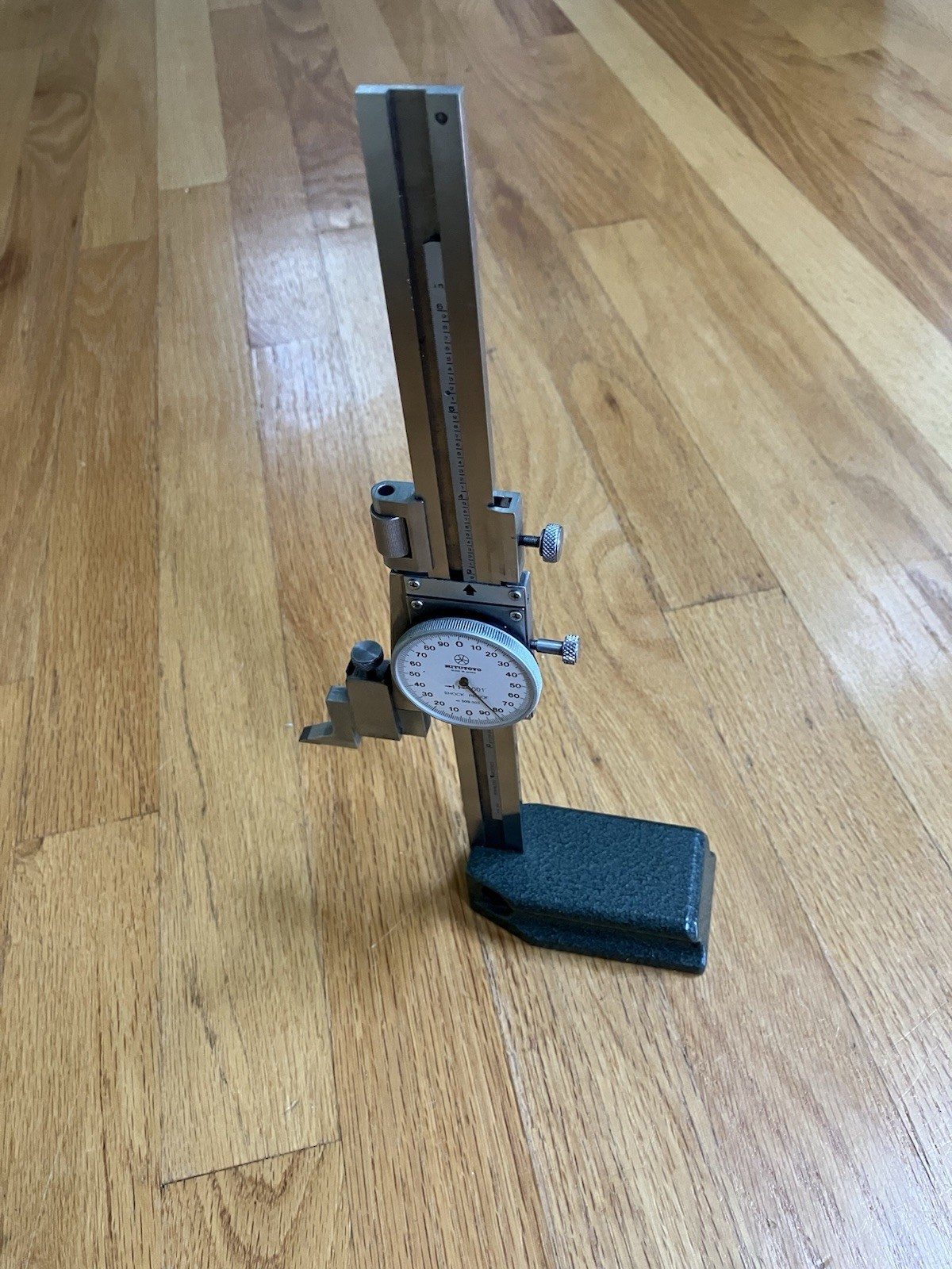 MITUTOYO 10” Height Gauge .001” No. 509-303 Dial Inspection, Pre-owned-NICE