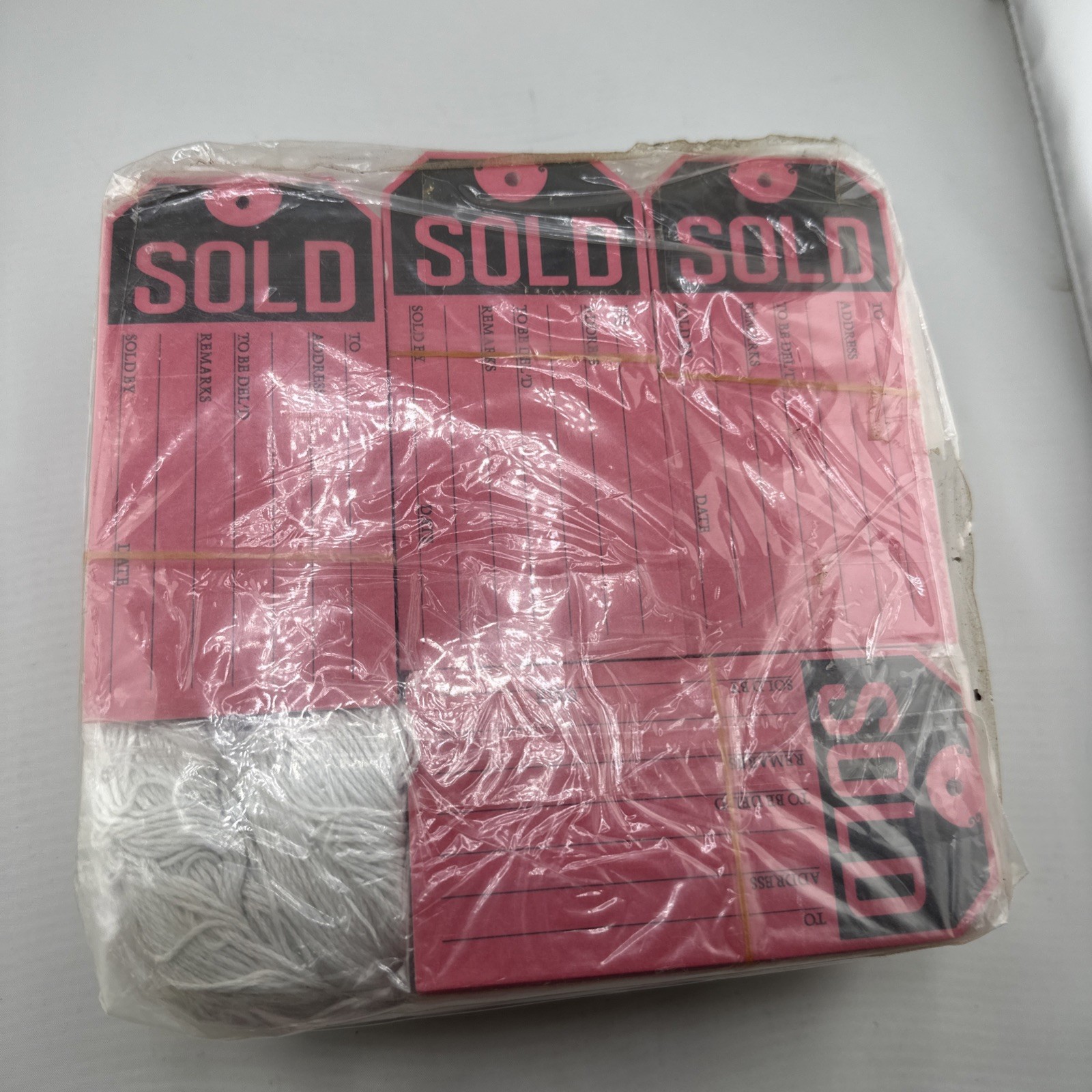 Sold Tags 800 Pack Red Paper Sold Tags with Nylon String | 4.72 x 2.36 Inches…