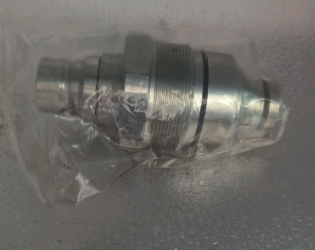 Nakkaa 7246799 Hydraulic Male Flat Face Quick Connect Coupler