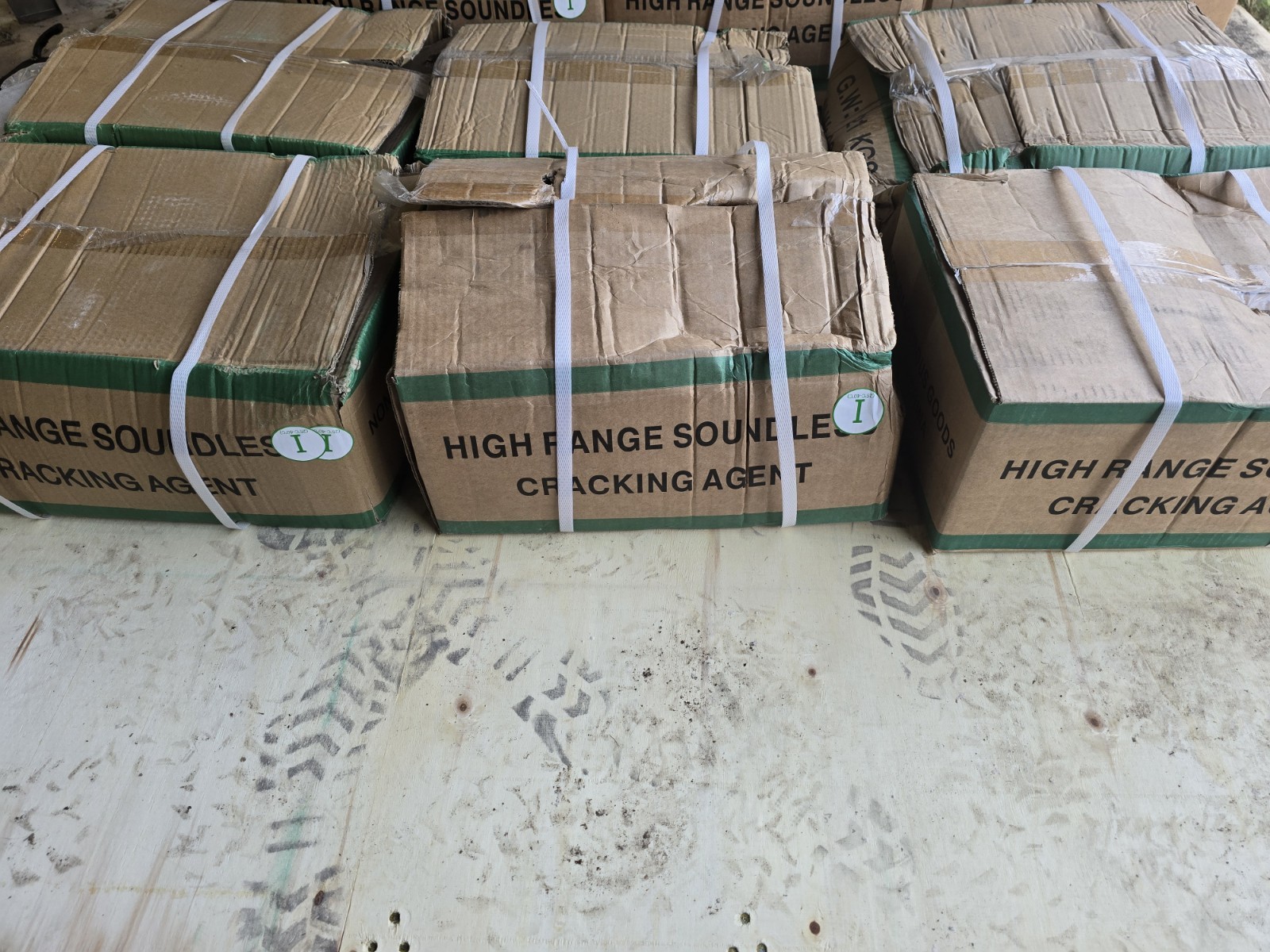 Expansive Demolition Grout 44 lb Box Type 1 (77°F-104°F) Concrete Rock Breaking