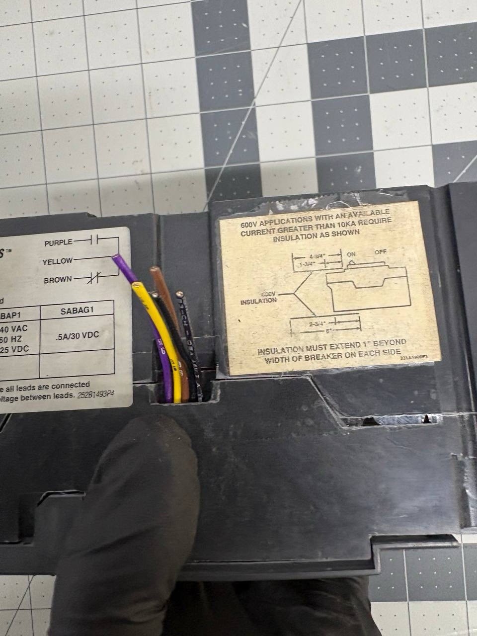 GE SELA36AT0100 Spectra RMS 100A 600V 3 Pole Breaker W/ SRPE100A Plug & Alarm