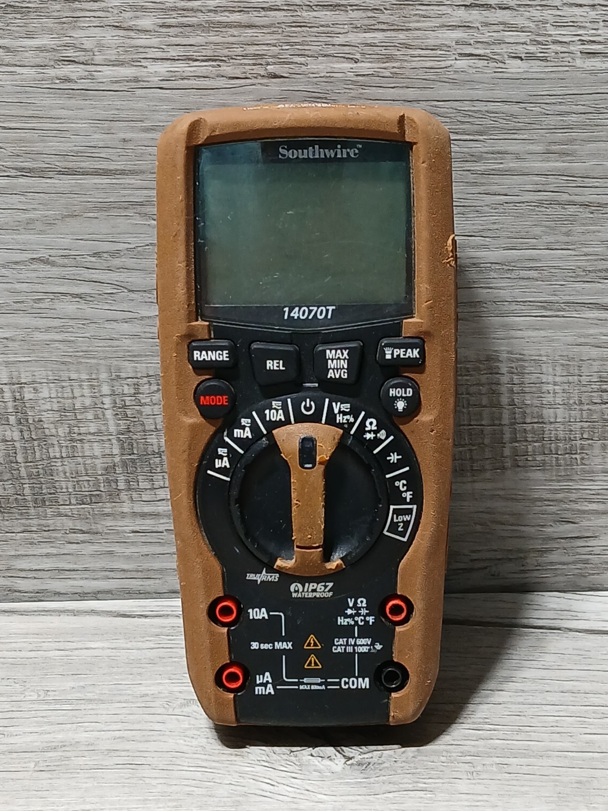 Southwire 14070T TechnicianPRO Cat IV 600V True RMS Precision Multi-Meter