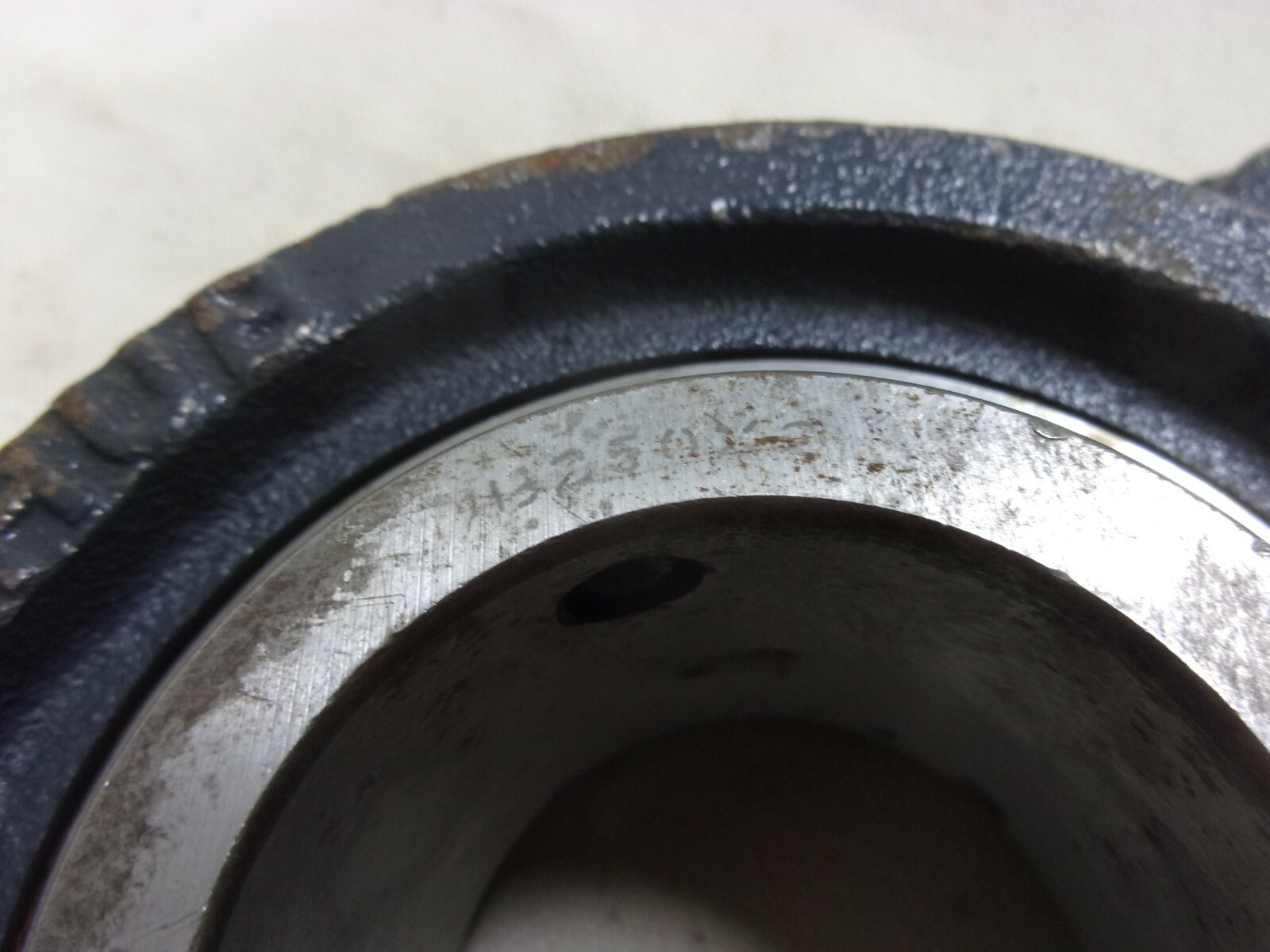 Hub City B250X2 Ball Bearing 2 Bolt Flange Flush Mount Shaft 2″ Bore Machine Nos