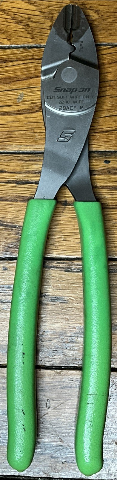 Snap on Tools USA 9” GREEN Soft Grip Wire Terminal Crimping Tool 29ACF