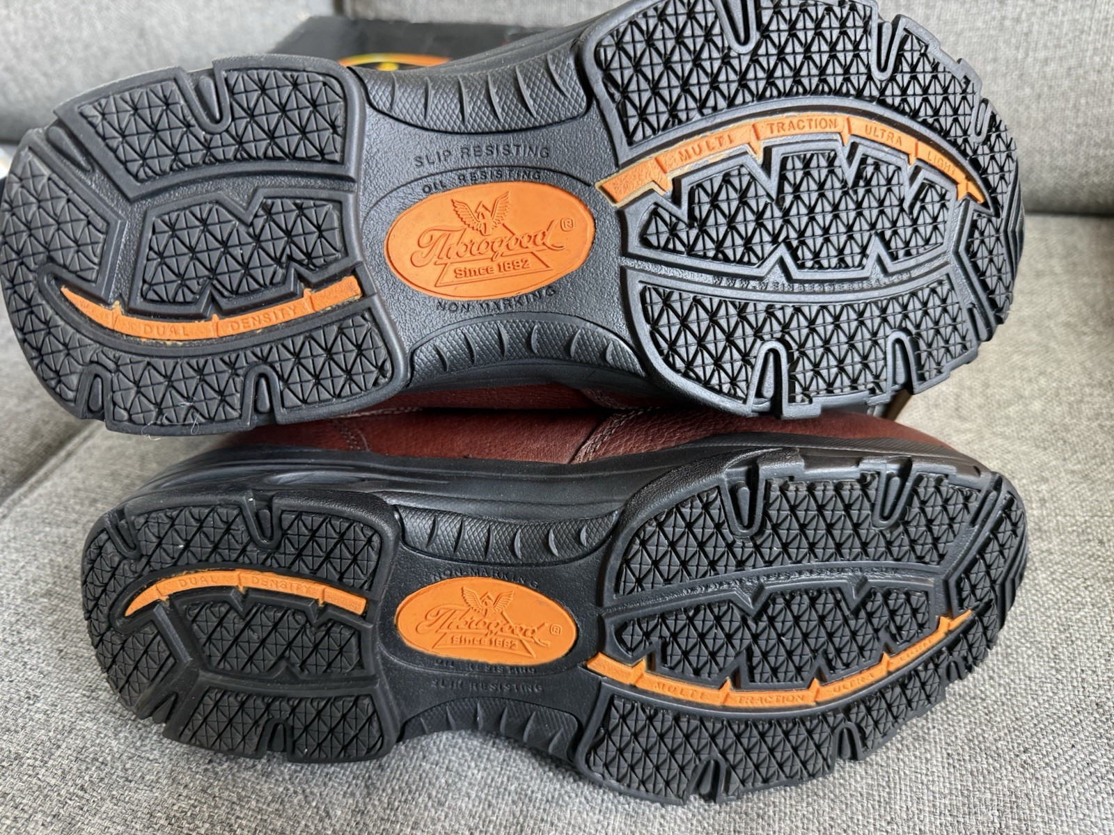 New THOROGOOD Slip-on Work Safety Shoes Composite Toe Mocs Mens 8 Women’s 10
