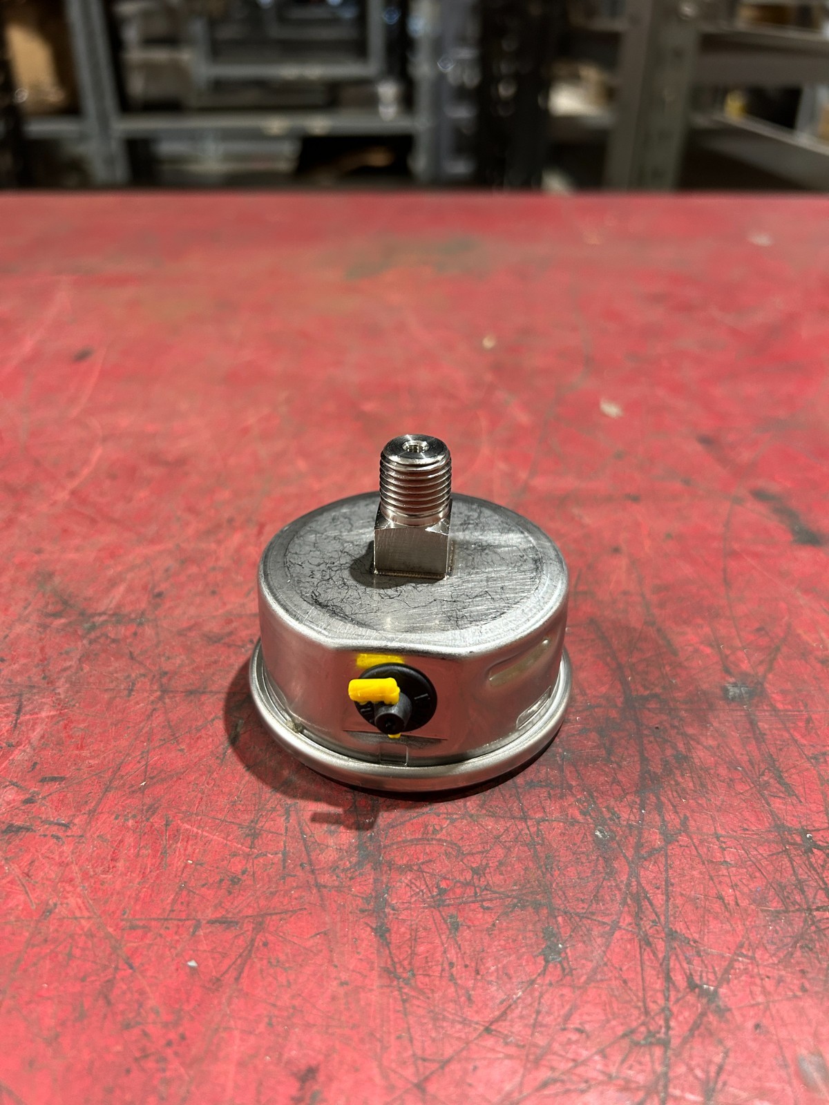NEW IN BOX LOT OF 2 SWAGELOK PRESSURE GAUGE 1/4», 0-30PSI, PGI-63G-PG30-CAOX