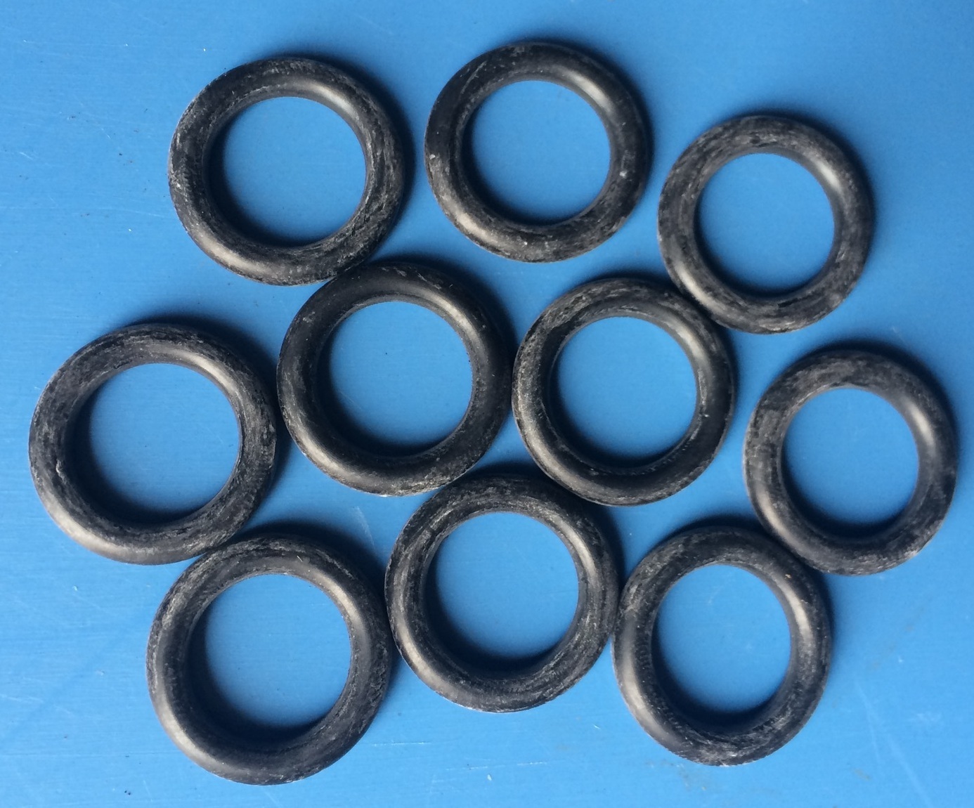 10x 2-207 PARKER SEALS NBR O-RING 9/16 ID X 13/16 OD X 1/8 W N0674