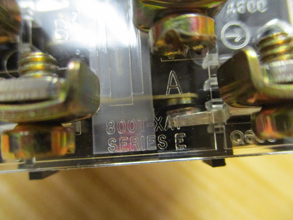 Allen Bradley 800T-FXQ24 A1 Button 800TFXQ24A1 Red