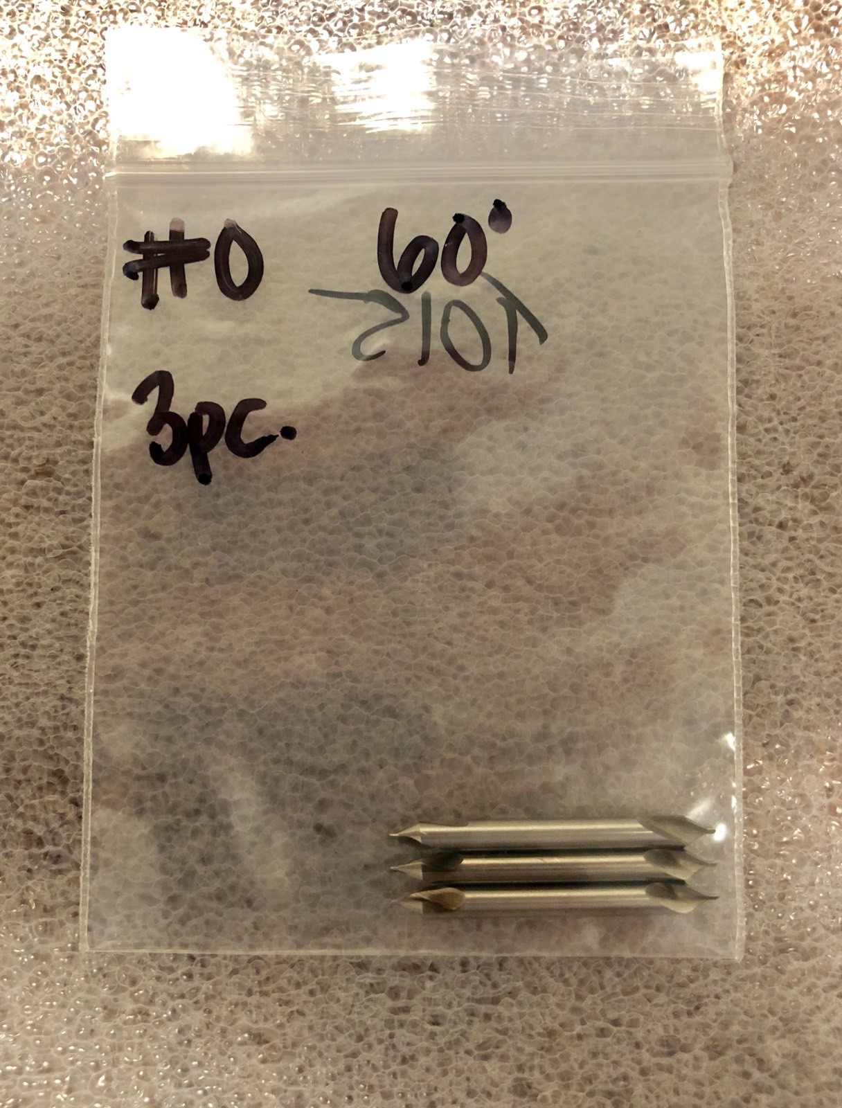LOT OF CENTER DRILL BITS 20 #2 90 DEGREE, 15 #0 600 DEGREE, 7 #2 60 DEGREE