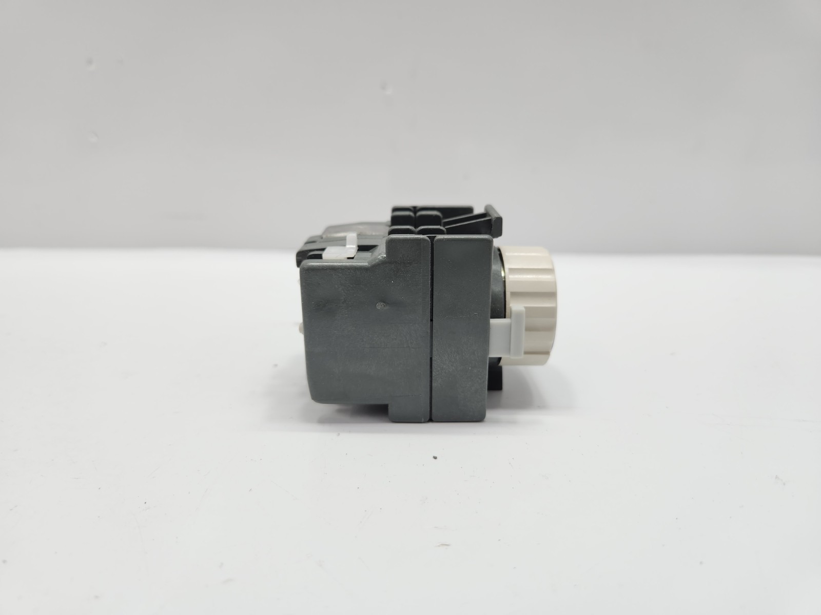 ABB TP 180DA TIMER BLOCK 10-180S