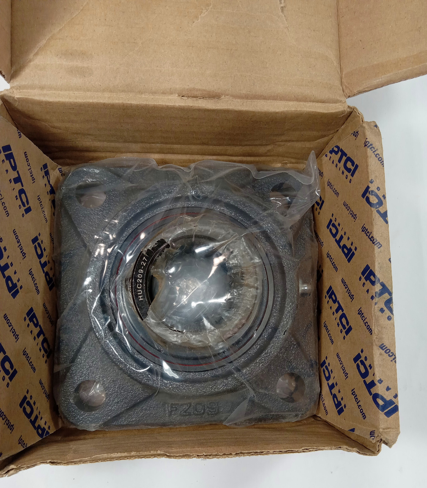 1 NEW IPTCI HUCF209-27 4 BOLT FLANGE W/HUC209-27 INSERT BEARING NIB *MAKE OFFER*
