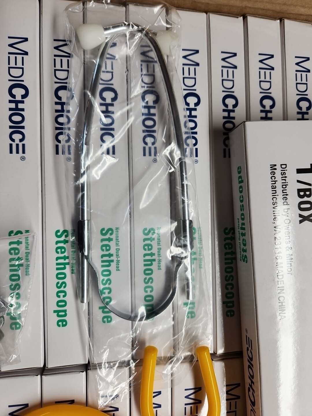 Case 30 MediChoice DUAL Head NEONATAL Stethoscope YELLOW 995130