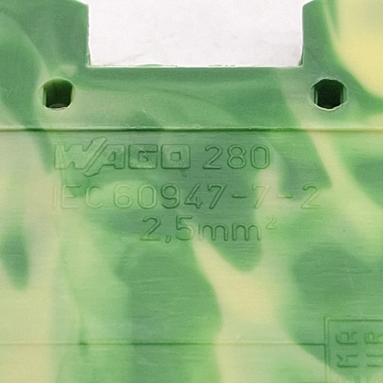 Lot of 20 Wago 280-107 Ground Terminal Block, 2-Position, 5mm Width, DIN Rail