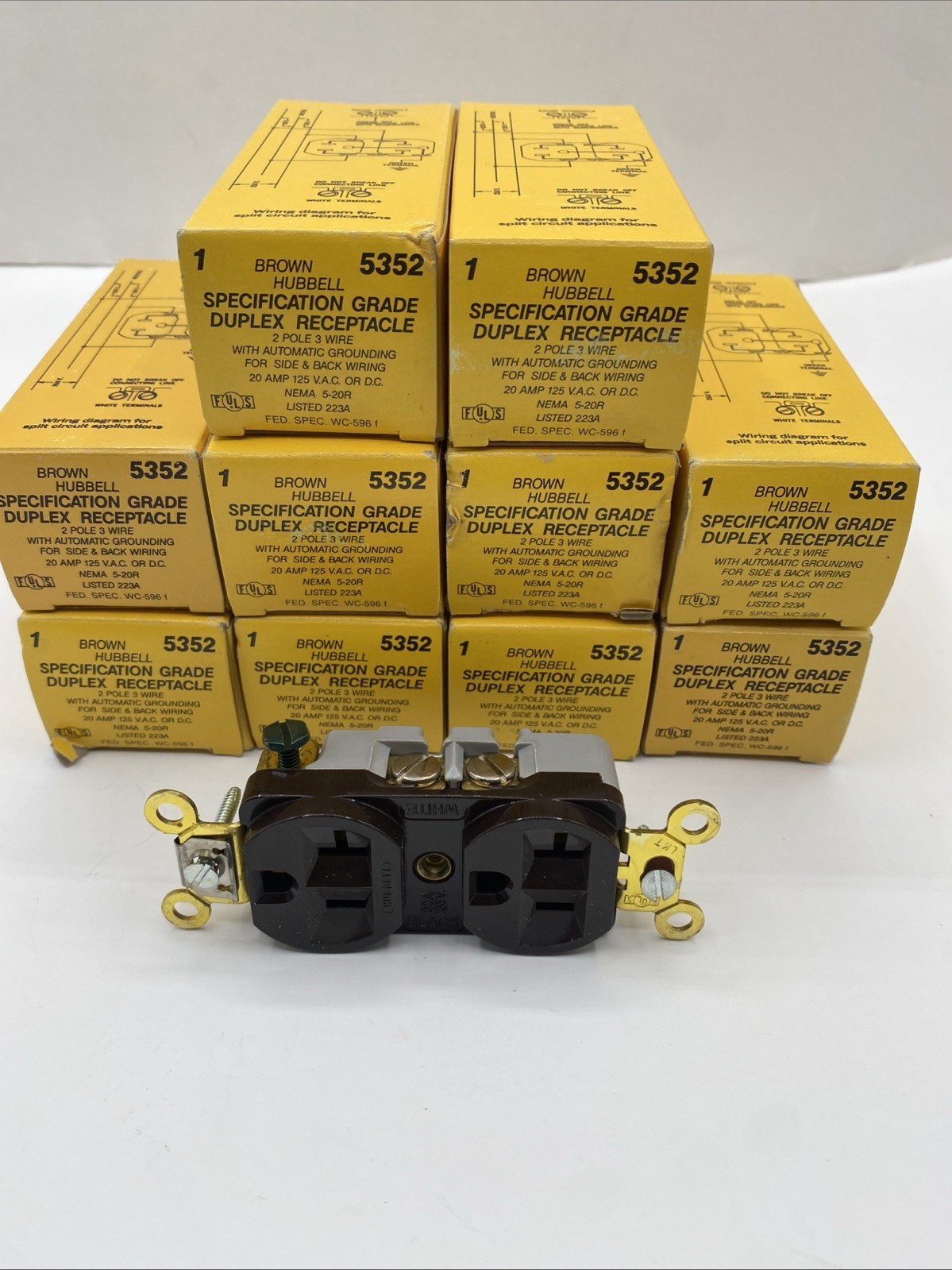 Hubbell 5352 Duplex Outlet LOT OF 10 Brown Spec Grade 20A 125V AC or DC 3 Wire