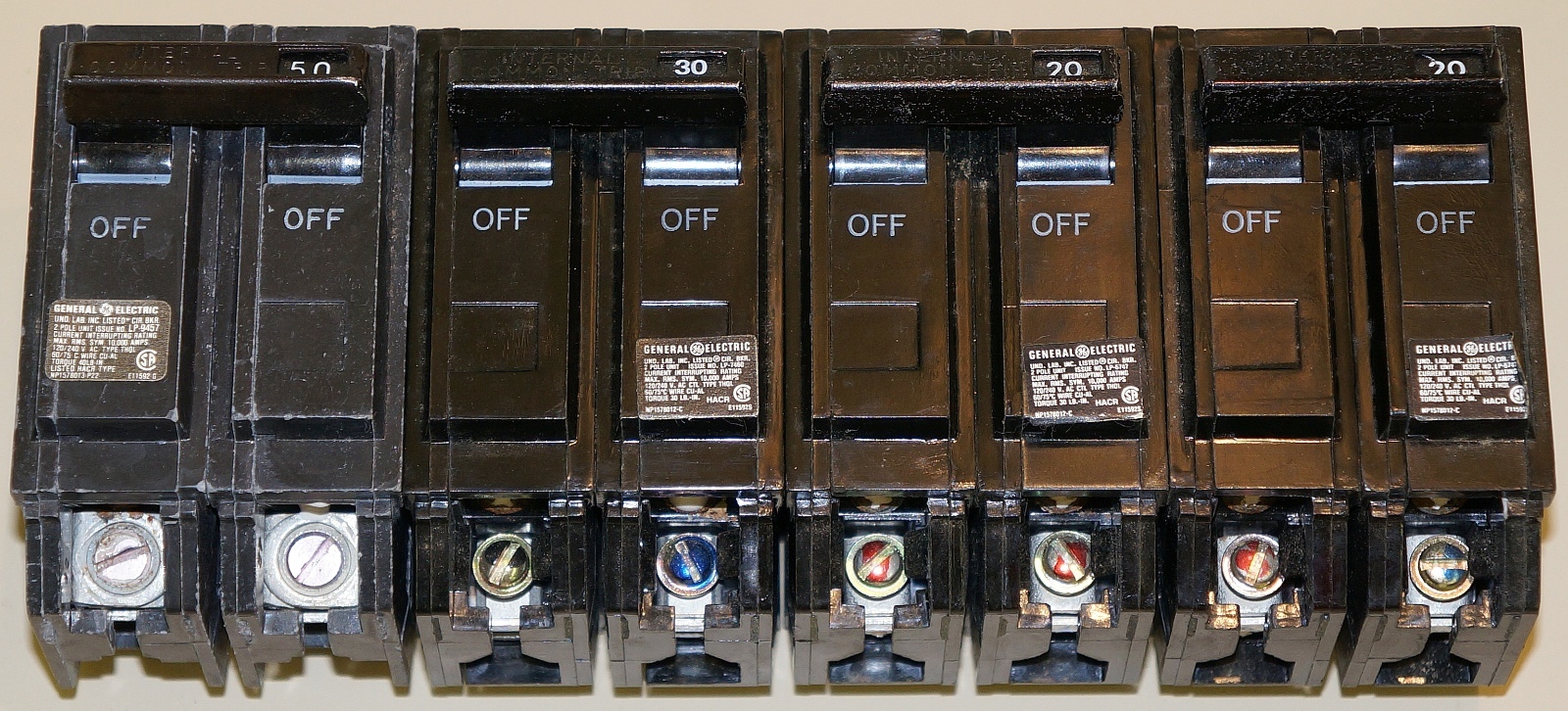 4PCS INTERNAL COMMON TRIP G.E. CIRCUIT BREAKERS 20 30 50 AMP LP-9457 LP9460 6747