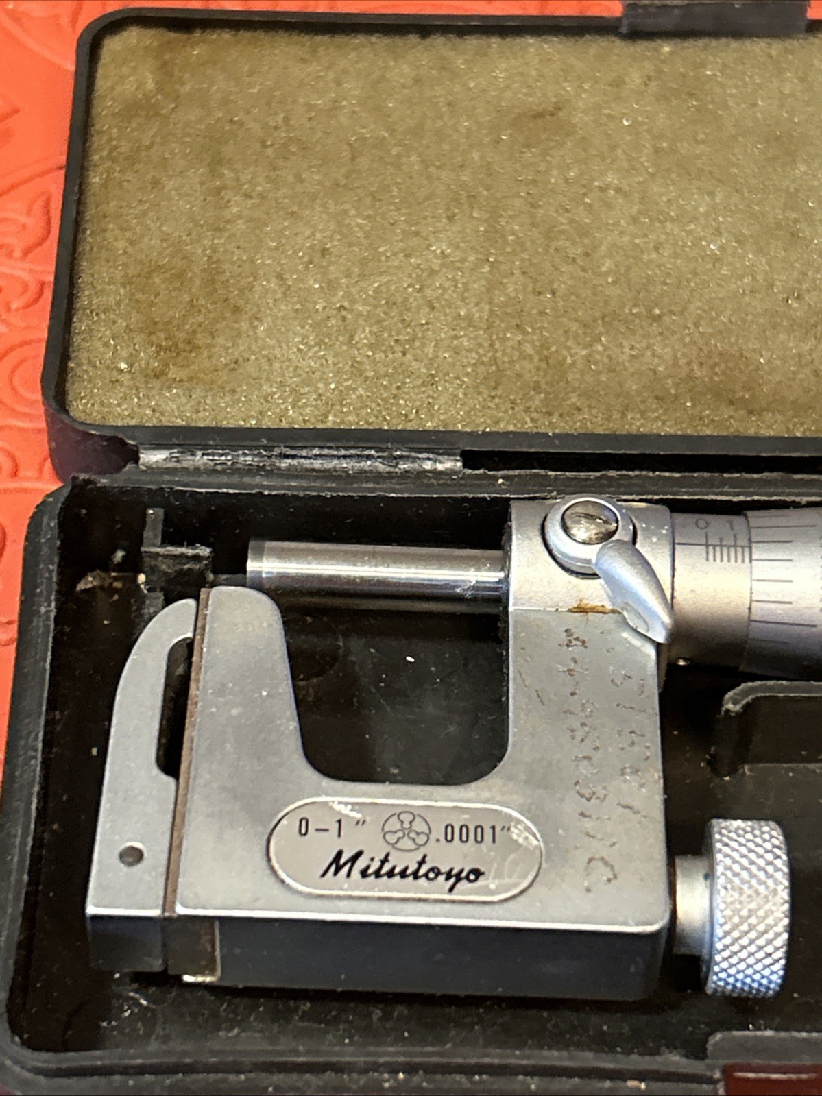 Mitutoyo 117-107 Interchangeable Anvil Micrometer (Y6)