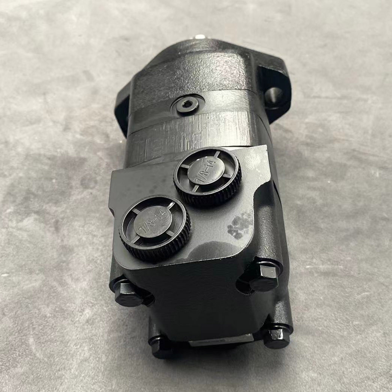 New Hydraulic Motor for Ammbusher Shredder Skid Steer BC601 300160A0120AJAAD