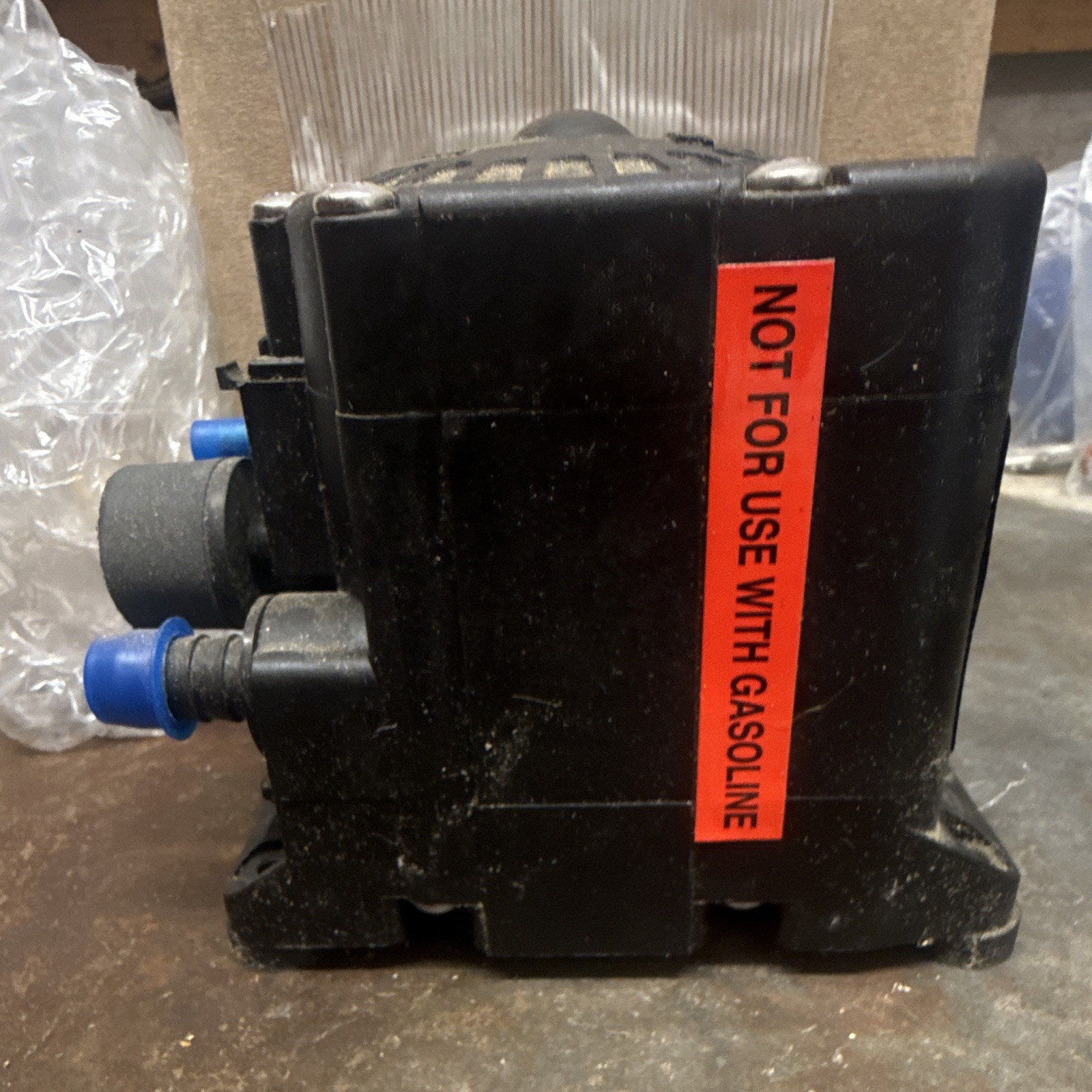 Flojet G575215-SANTO Air Operated Diaphragm Pump 1/2” Port New Open Box NOS
