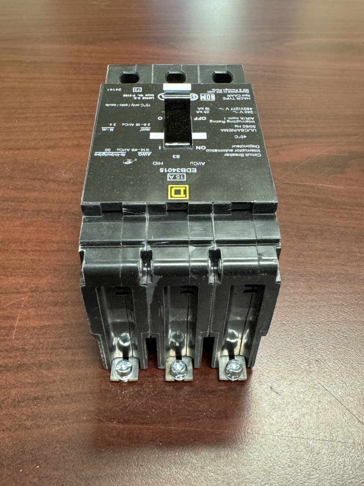 EDB34035 EDB Square D 3 Pole 35 Amps 120/277Volt Bolt-On NEW IN BOX