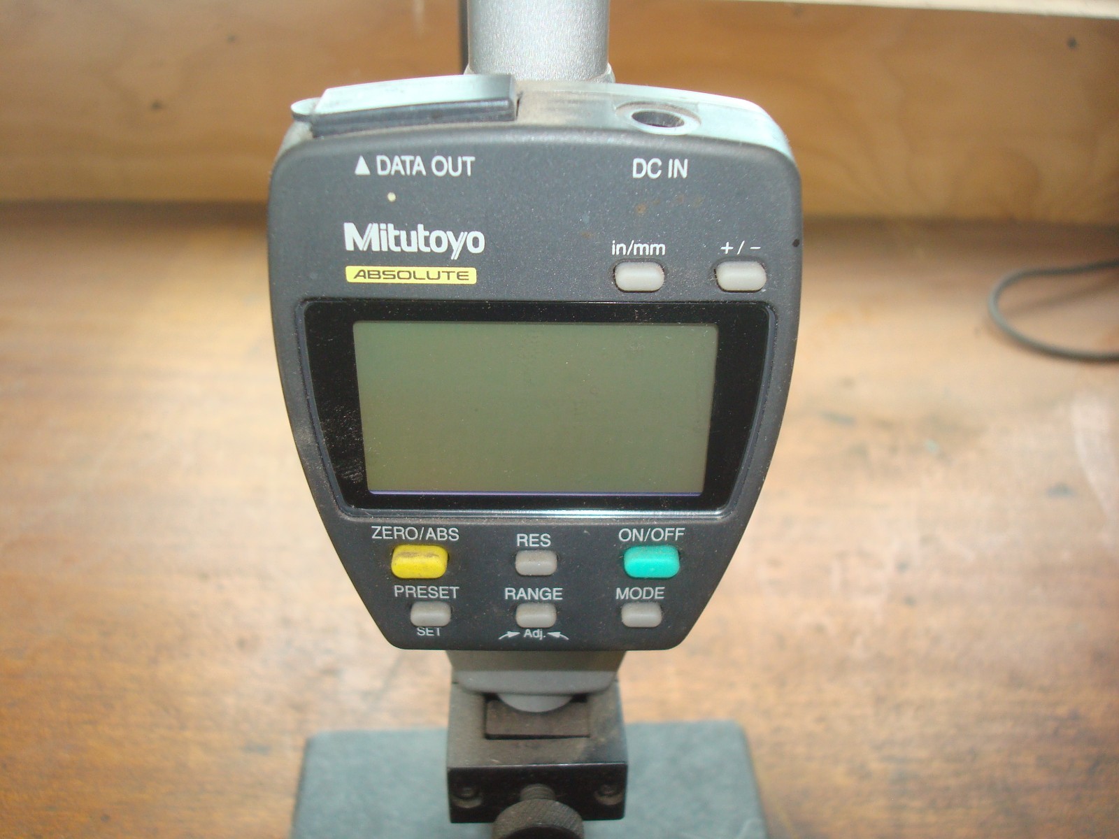 MITUTOYO Absolute Digimatic Indicator w/ Weighted Stand. F150E Serial #009101