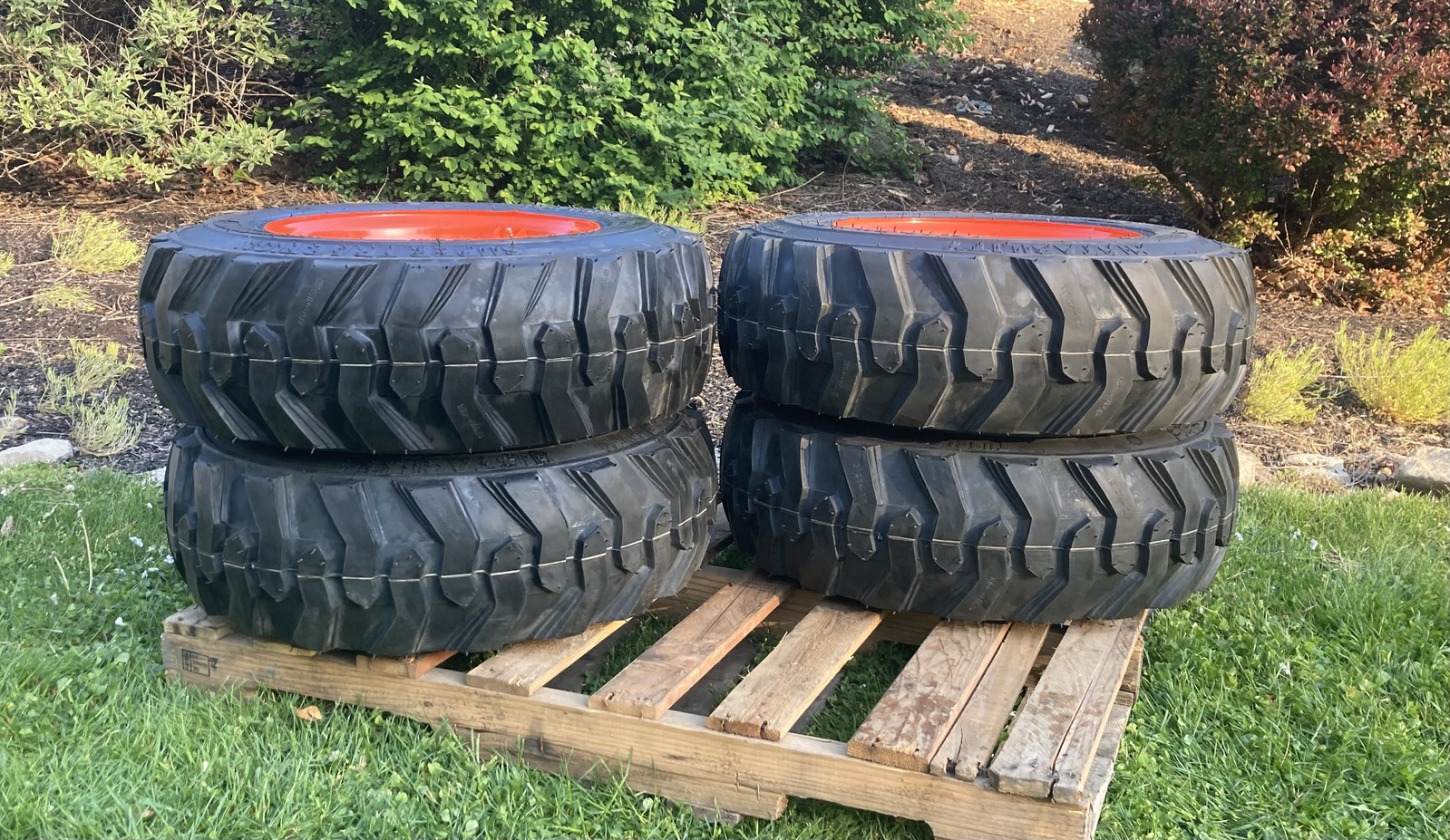 NEW 10-16.5 Skid Steer Tire/Wheel/Rim for Bobcat & more – 10X16.5-12 PLY