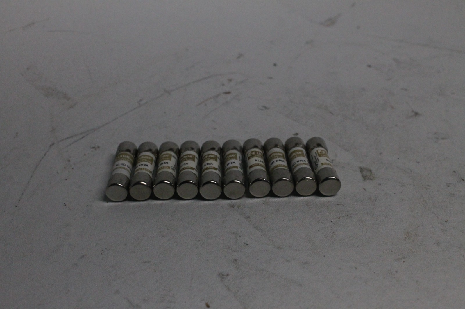 Lot of 10 Littelfuse KLKD-1/10 KLKD 1/10A 0.1A 600V Fast-Acting Fuse