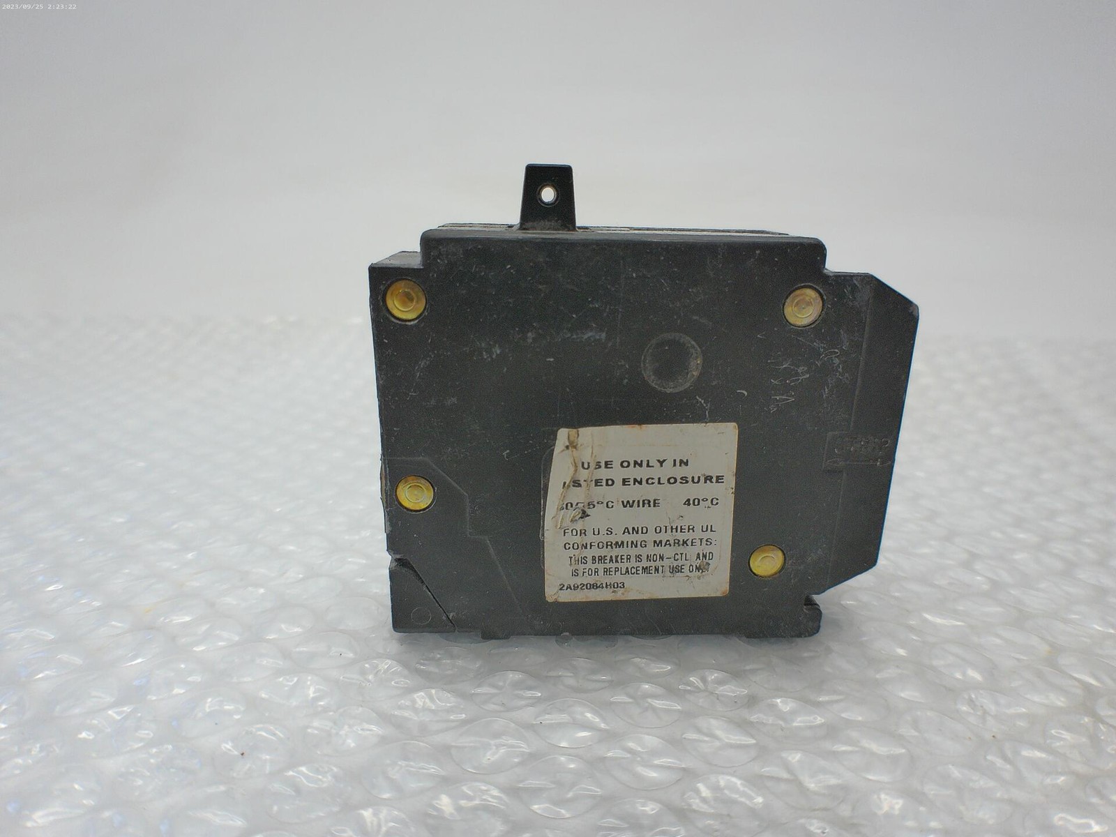 EATON BR2020DNPL2020 BREAKER 2POLE 20/20AMP NSNP