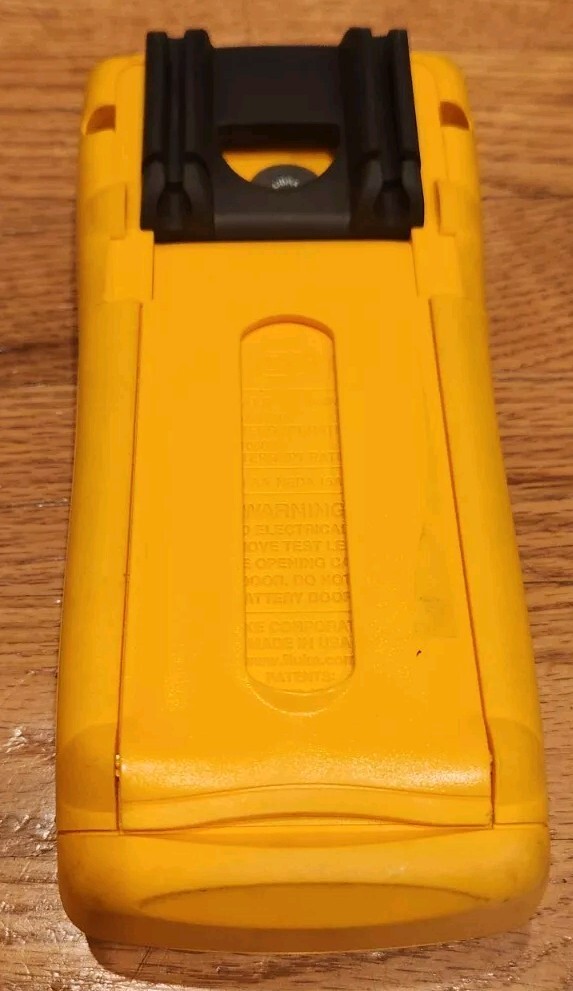 Fluke 189 Combo Bundle True RMS Digital Multimeter Flukeview Battery Pack & More
