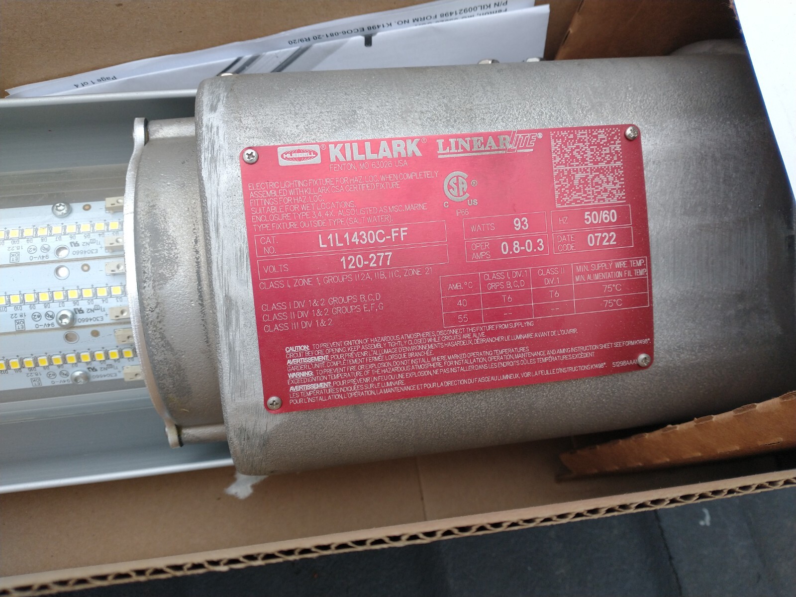 Hubbell Killark L1L1430C-FF LED L1L 14,000 93W Light Fixture for Haz Location