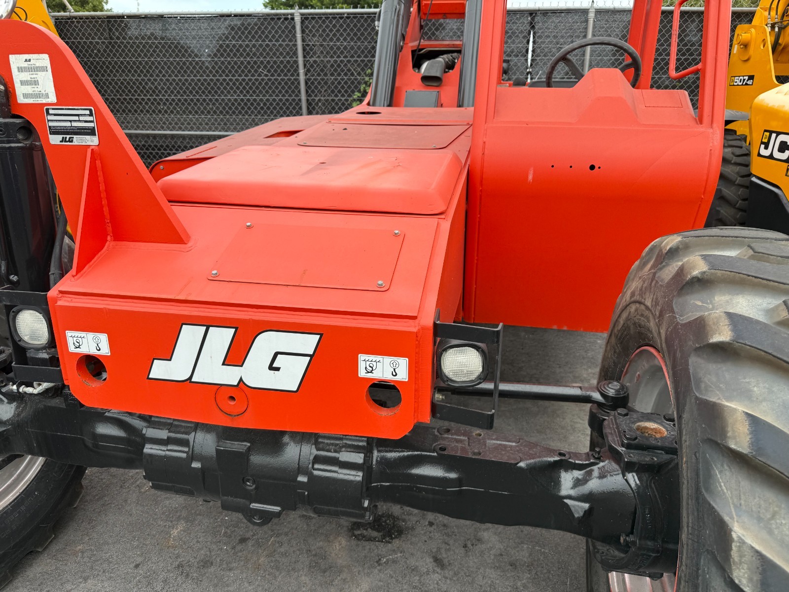 2016 JLG 8042 «110 HP CUMMINS DIESEL» 8K LBS – 42 FT – ONLY 2,910 HOURS –